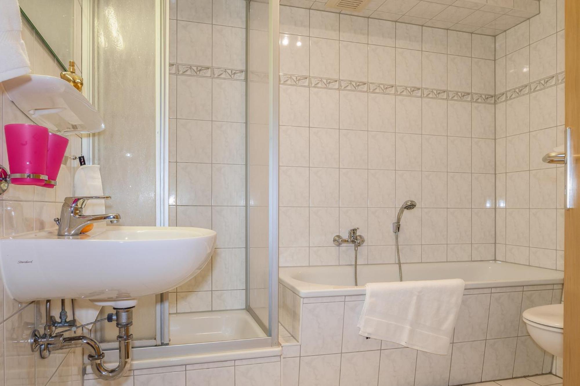 青斯特Birkenstrasse 6 Haus I Whg 2公寓 外观 照片